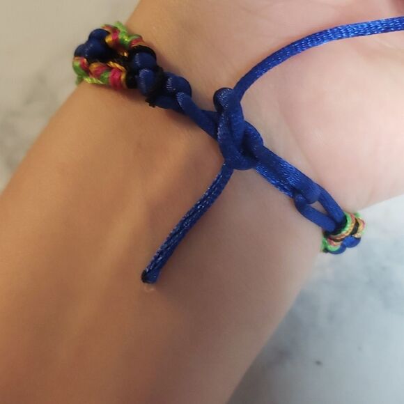 Handmade Multi Color Bracelet - Picture 4 of 5